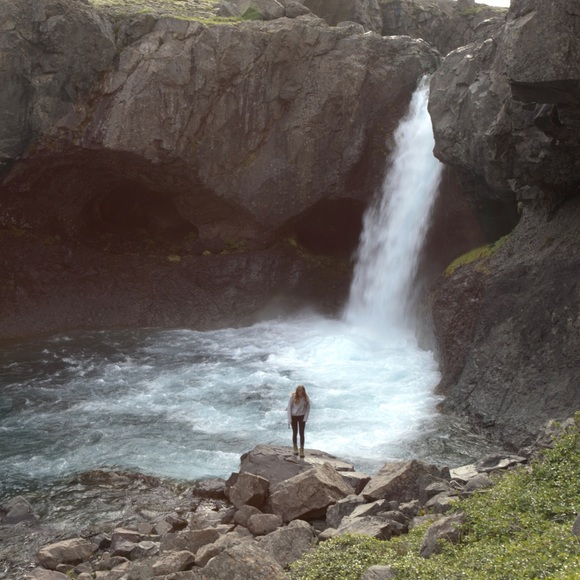 Meet your Posher, Emma - Picture 1 of 1